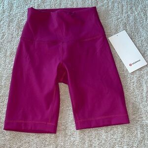 Lululemon wunder train High rise  shorts size 2  8” inseam